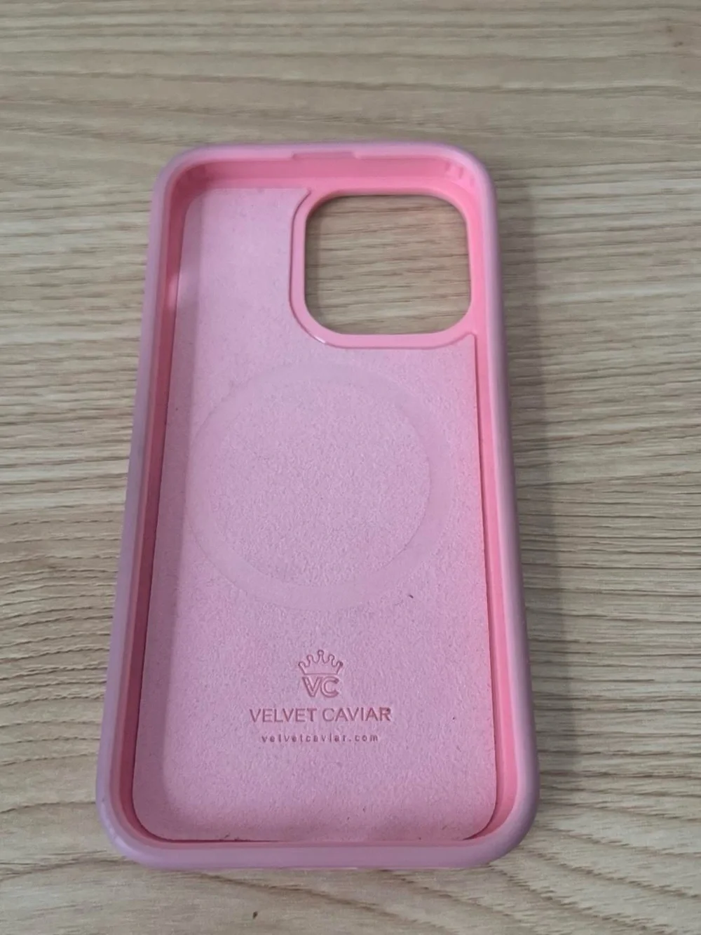 Velvet Caviar iPhone 13 Pro 